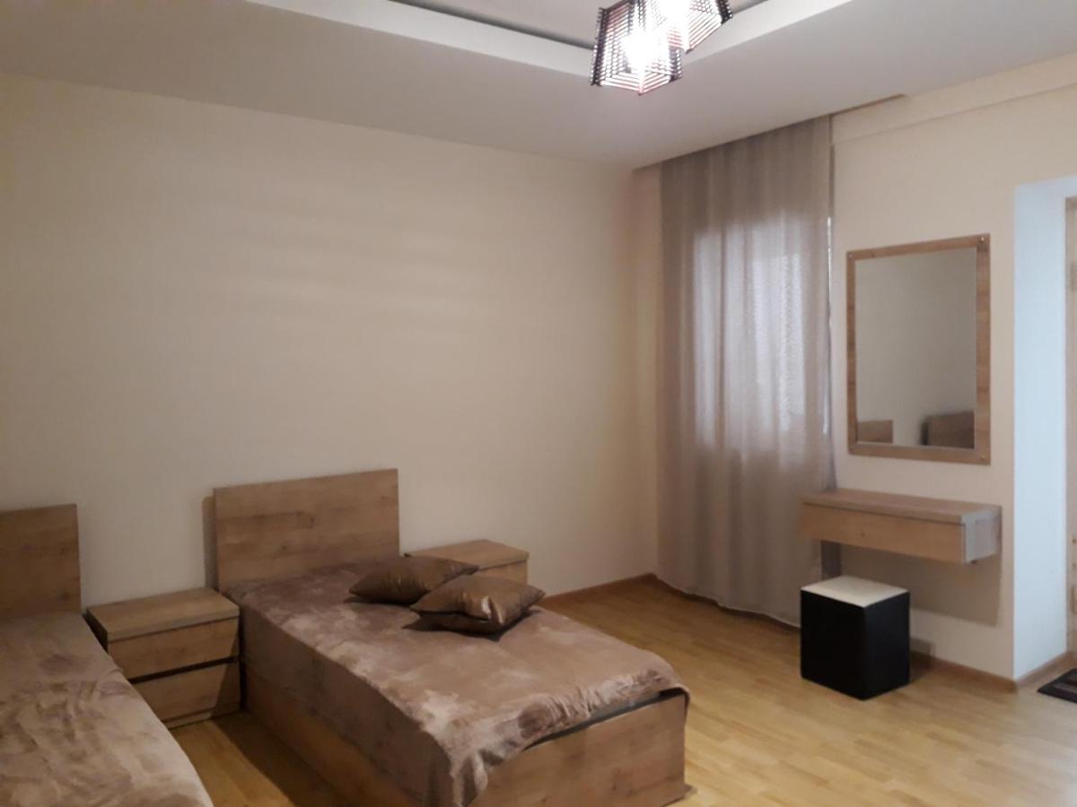 2 Bedroom Apartment In Chugureti Τυφλίδα Εξωτερικό φωτογραφία